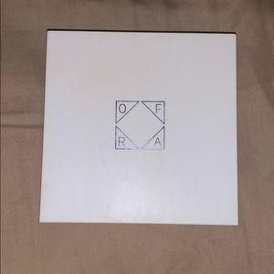 Ofra pillowtalk highlighter